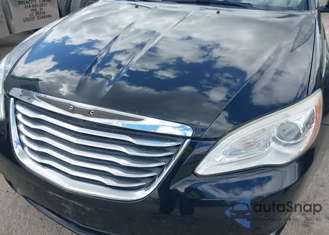 2012 Chrysler 200 Touring z USA, uszkodzony, nr VIN 1C3CCBBBXCN181764